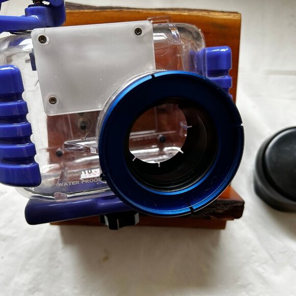 Olympus Camedia PT-010 Underwater Camera Housing 30 meters